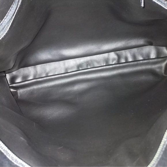 Authentic Bally Shoulder Bag  Black Leather with gold accent trim straps EUC - Picture 8 of 10